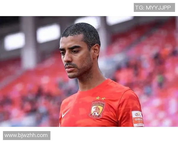 足球明星阿兰特斯的传奇之路与辉煌成就揭秘