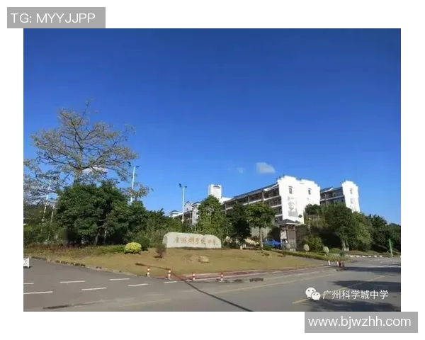 广州足球队团队协作的成功之道与未来发展展望 广州足球队团队协作的成功之道与未来发展展望