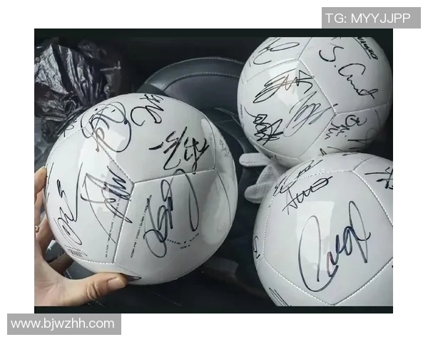 获取足球明星签名的最佳途径与实用技巧分享 获取足球明星签名的最佳途径与实用技巧分享